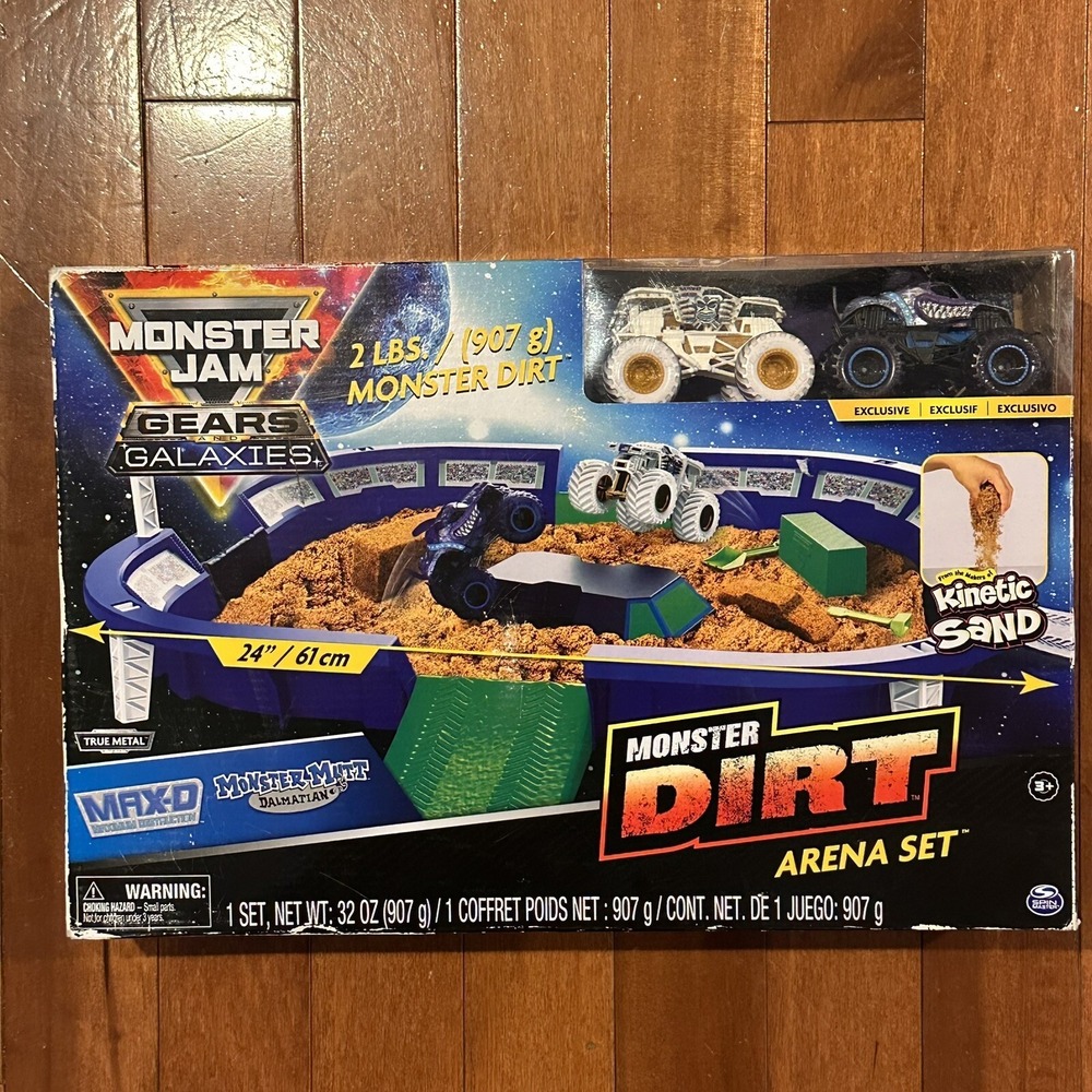 Monster Jam Gears and Galaxies Max D VS Monster Mutt Special Edition Arena New